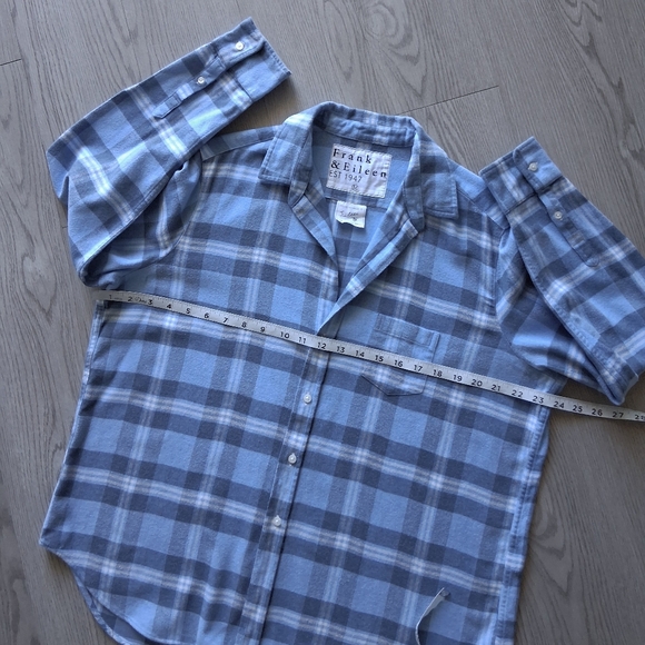 Frank & Eileen Eileen Relaxed Button Up Shirt Blue Plaid Italian Flannel - Picture 13 of 15